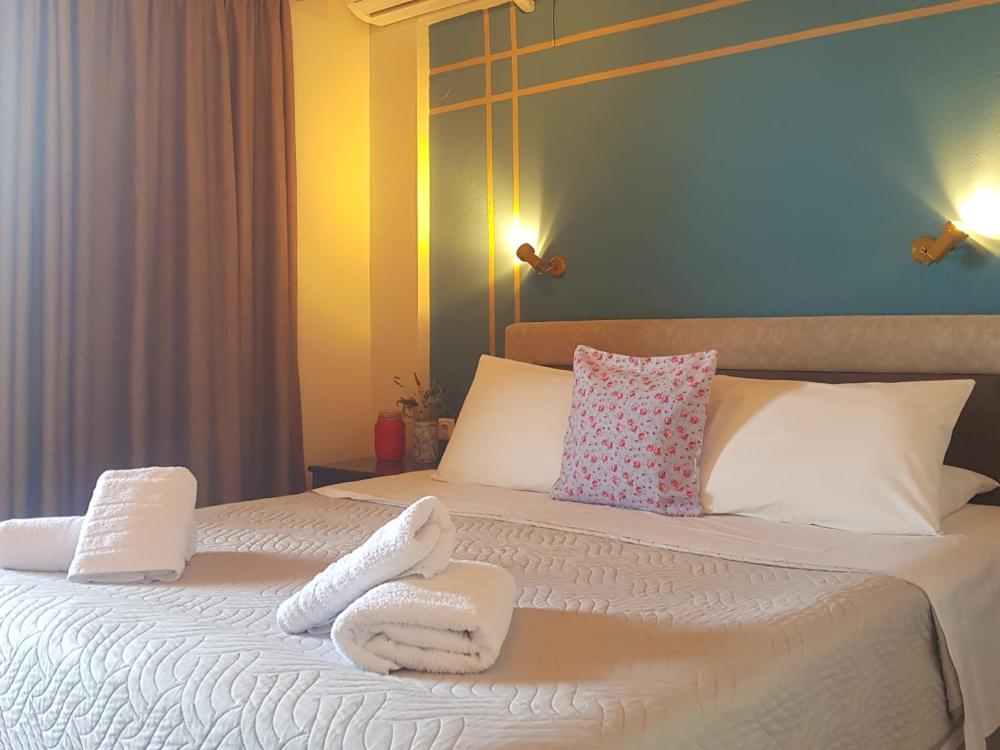 Double Room with Balcony and Sea View