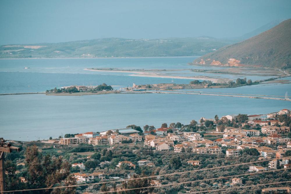 Deluxe Double Room with Balcony and Sea View